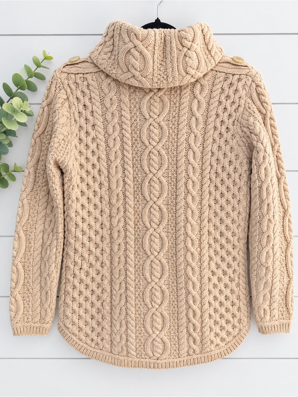 Aran Mór Ireland 100% Merino Wool Cable Knit Sweater — Medium - Picture 4 of 15